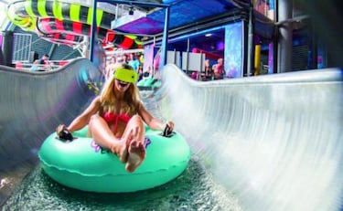 Toboganes acuáticos reales y gafas VR: la nueva atracción estrella del verano