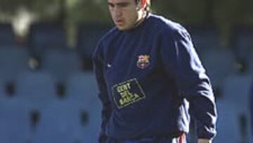 <b>MOLESTO</b>. Riquelme espera jugar en la posición que le hizo triunfar en Boca Juniors y está cansado de que se hable de su forma de ser.