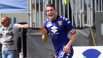 Andrea Belotti celebra un gol con el Torino.