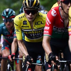 Vingegaard domina y Martínez es sexto en la general