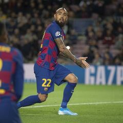 Vidal no se salvó de las críticas al Barcelona: "Atolondrado"