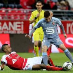 Juan Fernando Quintero juega 45 minutos en el 2-2 del Rennes