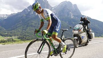 Chaves hace una buena crono y ya es segundo del Giro de Italia