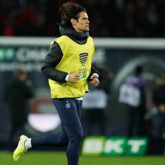 El Atlético de Madrid vuelve a por Cavani y ofrece 10M€ al PSG