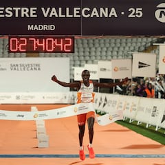 El heredero Kamworor homenajea a Vallecas e ilumina la fiesta de Nochevieja