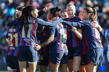 Real Sociedad Femenino 0-1 FC Barcelona Femenino | Gran balón para Geyse y la brasileña se adelantó a las centrales y colocó el balón atrás para que Aitana abriera el marcador.