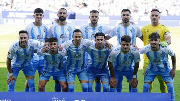 Once del Málaga ante el Real Oviedo.