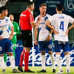 Suso Santana, al árbitro del Tenerife-Zaragoza: “¡Vaya cara de feo tienes!”