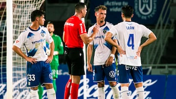 Suso Santana, al árbitro del Tenerife-Zaragoza: “¡Vaya cara de feo tienes!”