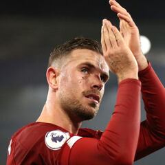 Liverpool captain Jordan Henderson signs new contract