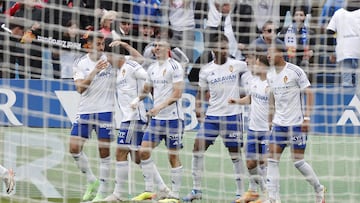 La celebración del primer gol del Real Zaragoza.