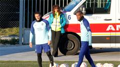 Kondogbia junto a Koke en un entrenamiento del Atlético.