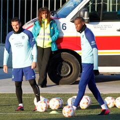 Kondogbia apura y Memphis sigue apuntando a titular frente al Sevilla