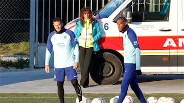 Kondogbia junto a Koke en un entrenamiento del Atl¨¦tico.