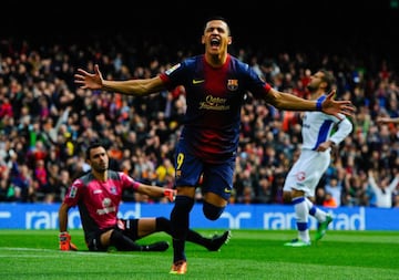 Alexis Sánchez encabezó a los goleadores chilenos del 2013. Hizo 26 goles entre el Barcelona y La Roja.