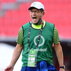 Hugo Pérez: "No comparto que a los jugadores de El Salvador se les ultraje"