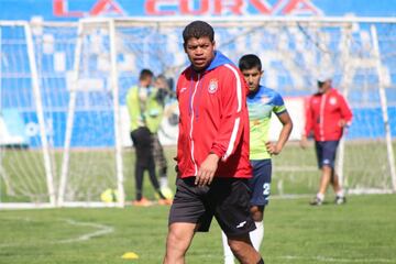 Ronald Gómez se desempeñó como el entrenador del Deportivo Malagueño de Guatemala este año. Sin embargo, fue cesado de su cargo por malos resultados.