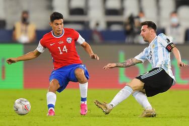 “Con la Roja estoy ilusionado siempre; a Gareca no se le puede cuestionar nada”