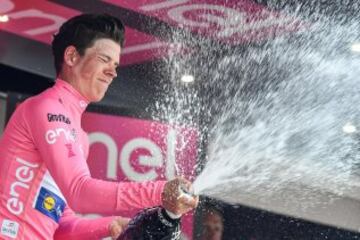 El ciclista luxemburgués, Bob Jungels, mantiene el liderato.