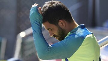 Según la prensa turca, el Barça evalua las ofertas por Arda