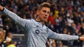 Németh celebrando un gol.