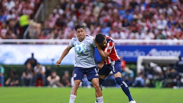 during the 7th round match between Guadalajara and Cruz Azul as part of the Liga BBVA MX, Torneo Apertura 2025 at Akron Stadium, on August 30, 2025 in Guadalajara, Jalisco, Mexico.