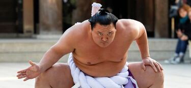 Hakuho Sho se retira del sumo