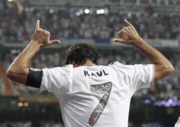 Trofeo Santiago Bernabeu. Homenaje a Raul.