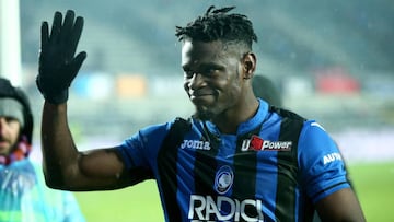 Bergamo (Italy), 27/01/2019.- Atalanta's Duvan Zapata reacts at the end of the Italian Serie A soccer match Atalanta BC vs AS Roma at the Atleti Azzurri d'Italia stadium in Bergamo, Italy, 27 Jannuary 2019. (Italia) EFE/EPA/PAOLO MAGNI