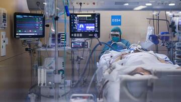 Los expertos: "Nos enfrentamos a la perspectiva de un diciembre mortal a causa de la COVID-19"