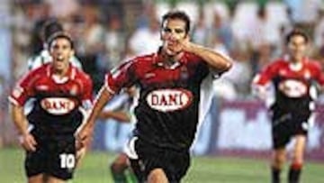 El jefe de la zaga perica está feliz por el regreso al equipo de otro veterano: Toni Soldevilla.