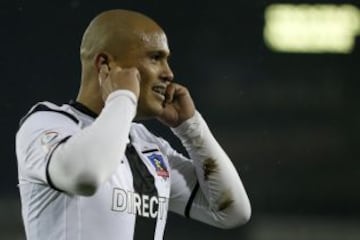 Colo Colo superó por 4-2 a Ñublense en el Estadio Monumental.