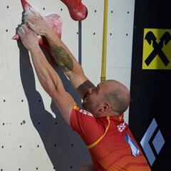Erik Noya, plata mundial en velocidad de escalada
