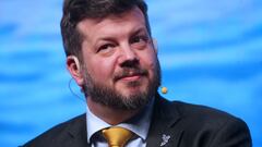 Johannes Kaiser sorprende y ficha a una figura televisiva para su campaña