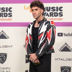 Álvaro de Luna improvisa su discurso en ‘LOS40 Music Awards’ y se acuerda de Laura Escanes