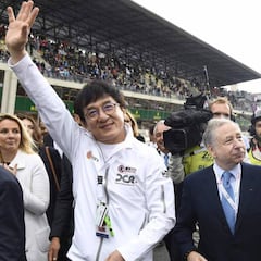 Merhi muestra su talento tras la salida neutralizada de Brad Pitt