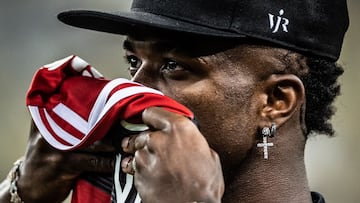 Vinicius Jr welcomed at the Maracaná