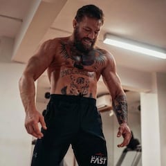 El problema de McGregor por su cambio físico: “De lado...”