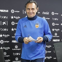 Cesare Prandelli usará su tercer sistema en nueve partidos