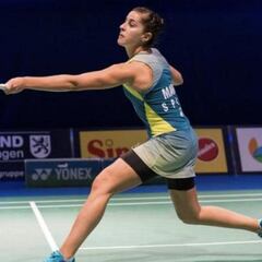 Carolina Marín y Bea Corrales pasan a cuartos en Alemania