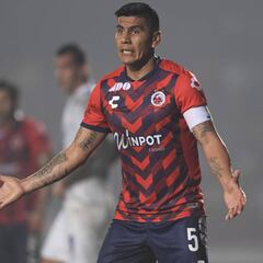 Carlos Salcido anuncia su retiro del futbol profesional