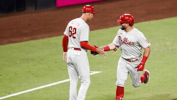 Philadelphia Phillies tomó ventaja en la Serie de Campeonato de la Nacional después de vencer 2-0 a los Padres. Schwarber hizo historia.