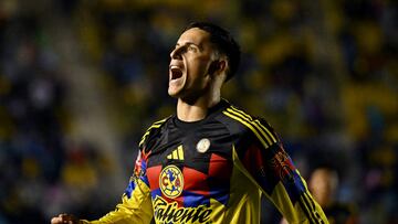 America's Uruguayan midfielder #07 Brian Rodriguez celebrates scoring his team's third goal during the Liga MX Apertura match between America and Tijuana at Ciudad de los Deportes stadium in Mexico City on July 16, 2025. (Photo by YURI CORTEZ / AFP)