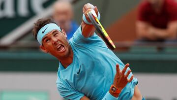 Resumen y resultado del Nadal - Bolelli en directo: aplazado en el tercer set por la lluvia