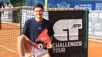 Majchrzak chafa la fiesta de Cilic en Madrid