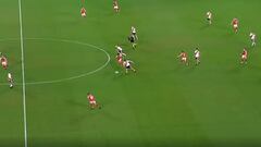 Tremendo quite y gran pase: la jugada de Paulo Díaz que elogian en Argentina