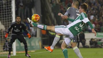 Fabian en un partido entre el Betis y el Real Madrid de la temporada pasada.