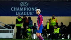 Is Barcelona’s Ronald Araújo suspended after PSG red card? Can he play in El Clásico?