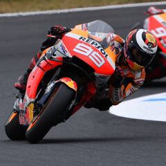 Lorenzo: "El toque se pudo evitar por mi parte y la de Márquez"