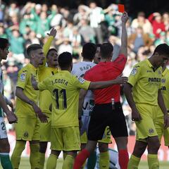 1x1 del Villarreal: Bonera vio la roja y Bacca dio esperanzas